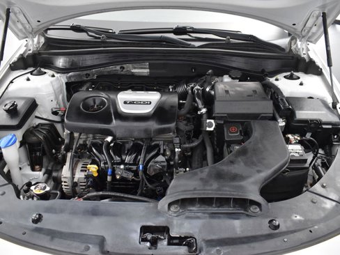Used 2020 Kia Optima Premium image 5