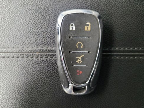 Used 2018 Chevrolet Equinox Premier image 32