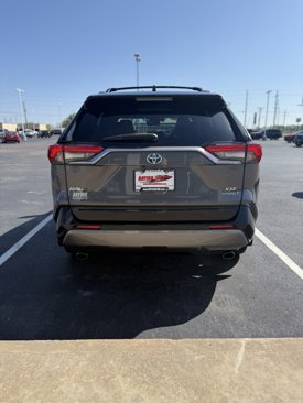 Used 2019 Toyota RAV4 XSE image 7