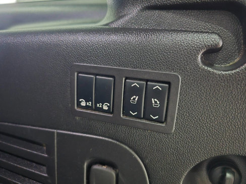 Used 2019 Chevrolet Suburban Premier image 19