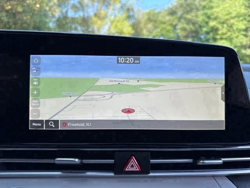 Certified 2023 Hyundai Elantra Limited image 28