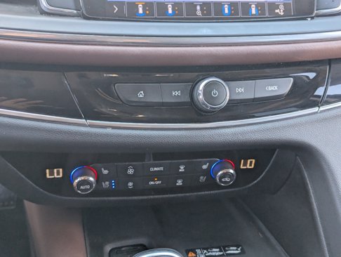 Used 2020 Buick Enclave Avenir w/ Avenir Technology Package image 30