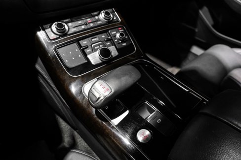 Used 2017 Audi A8 L 3.0T w/ Executive Package image 19