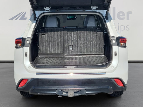 Used 2022 Toyota Highlander Bronze Edition image 30
