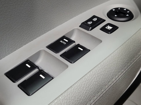 Used 2015 Kia Sorento LX image 27