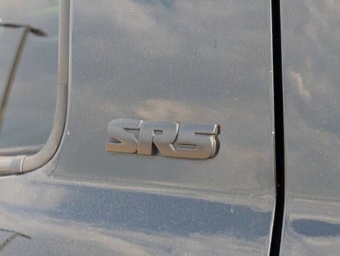 Used 2019 Toyota Tundra SR5 image 7