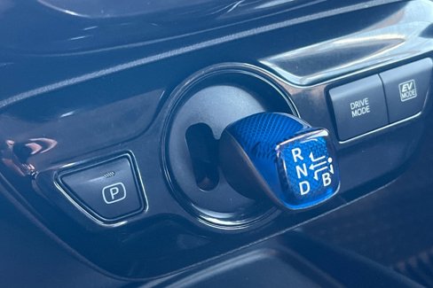 Certified 2022 Toyota Prius LE image 18