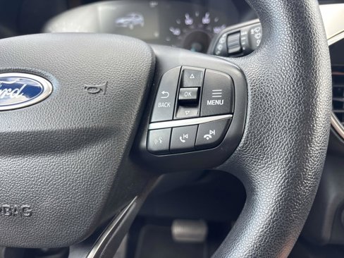 Used 2020 Ford Escape SE image 19