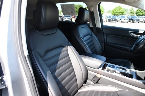Used 2022 Ford Edge SEL w/ Convenience Package image 16