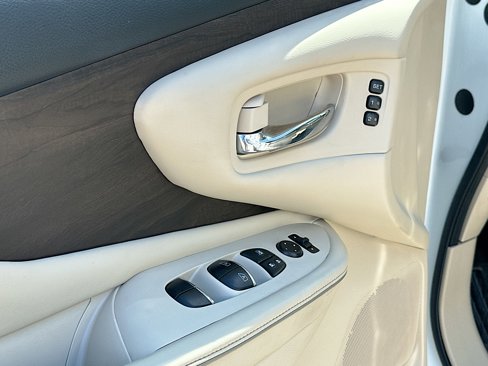 Certified 2019 Nissan Murano Platinum image 18
