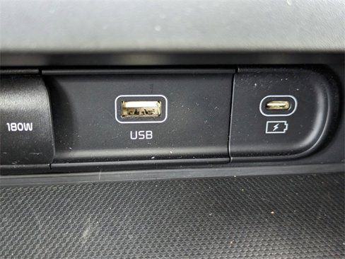 Used 2023 Kia Soul EX image 25