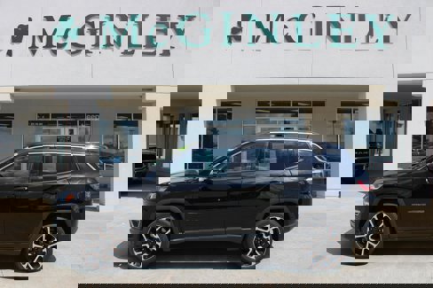 Certified 2021 Jeep Compass Limited w/ Elite Exterior Group image 1
