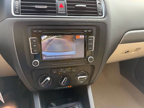 Used 2014 Volkswagen Jetta TDI image 31