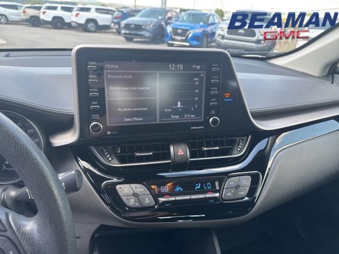 Used 2020 Toyota C-HR LE image 16