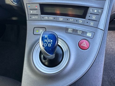 Used 2015 Toyota Prius Three image 21