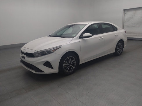 Used 2023 Kia Forte LXS image 2