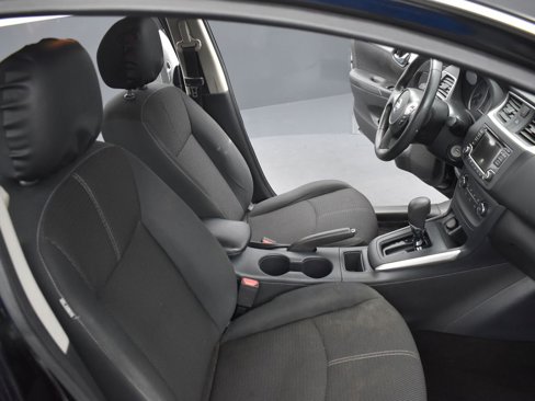 Used 2018 Nissan Sentra S image 8