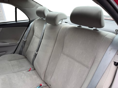 Used 2013 Toyota Corolla L image 16