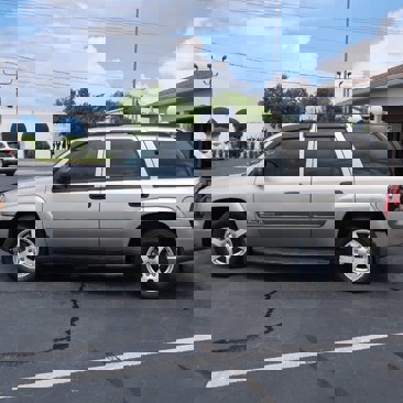 Used 2002 Chevrolet TrailBlazer LT image 8