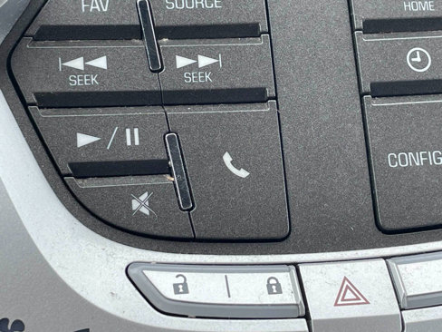 Used 2015 Chevrolet Equinox LT w/ Driver Convenience Package image 16