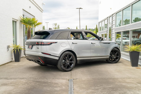 Used 2021 Land Rover Range Rover Velar R-Dynamic S image 8