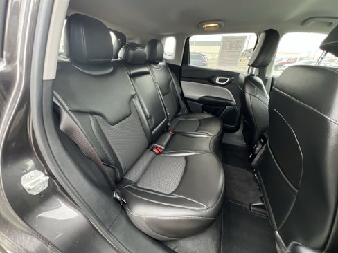 Used 2022 Jeep Compass Latitude w/ Convenience Group image 26