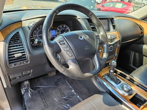 Used 2013 INFINITI QX56 4WD w/ Theater Pkg image 28