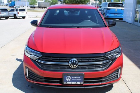 Certified 2024 Volkswagen Jetta Sport image 2