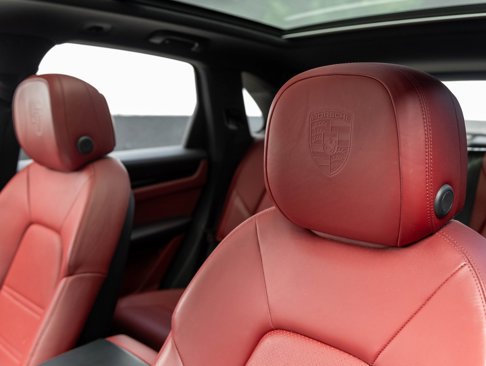 Certified 2022 Porsche Cayenne image 23
