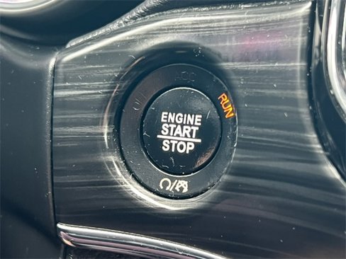 Used 2019 Jeep Grand Cherokee Limited image 30
