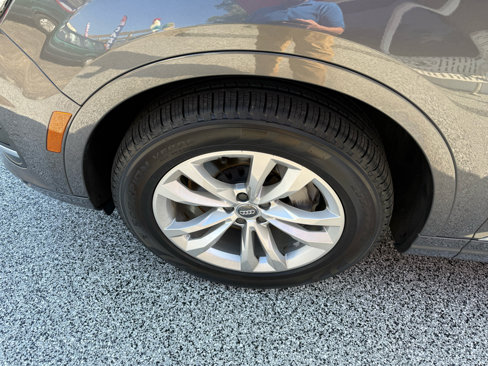 Used 2018 Audi Q7 3.0T Premium Plus image 2