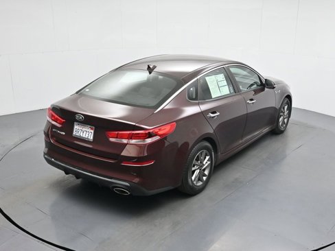 Used 2020 Kia Optima LX image 40