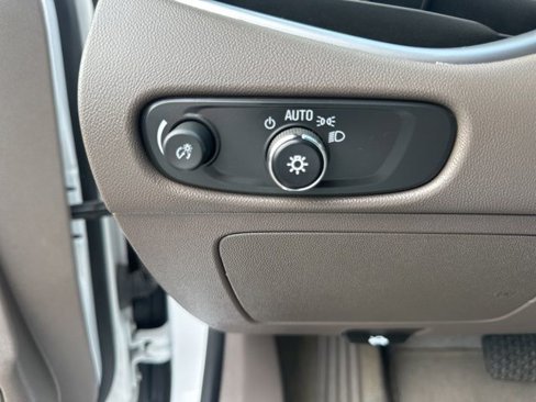 Used 2024 Chevrolet Malibu LT image 13