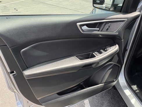 Used 2024 Ford Edge SEL image 21