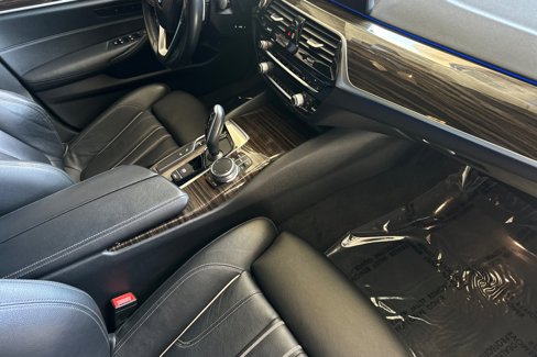 Used 2019 BMW 530i w/ Premium Package image 33