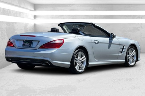 Used 2013 Mercedes-Benz SL 550 image 4