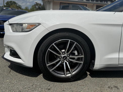 Used 2017 Ford Mustang Premium image 17