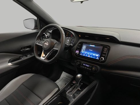 Used 2024 Nissan Kicks SR w/ SR Premium Package image 18