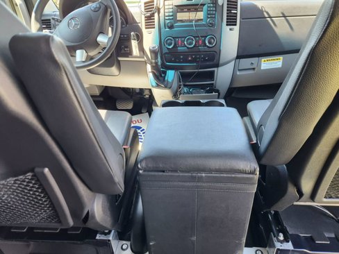Used 2016 Mercedes-Benz Sprinter 2500 image 11