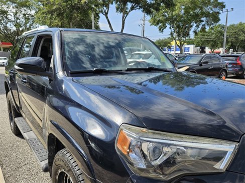 Used 2016 Toyota 4Runner SR5 Premium image 19