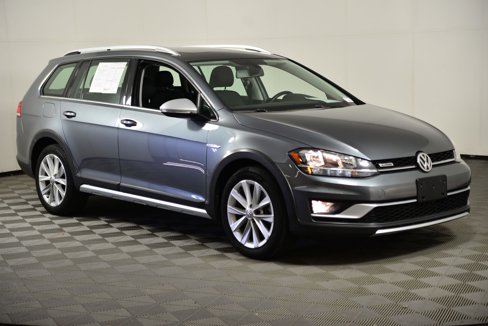 Used 2018 Volkswagen Golf Alltrack SE image 6