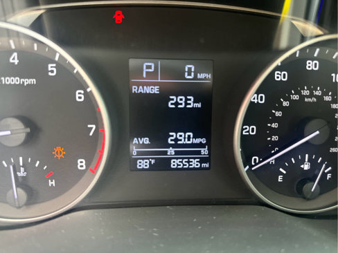 Used 2017 Hyundai Elantra SE image 9
