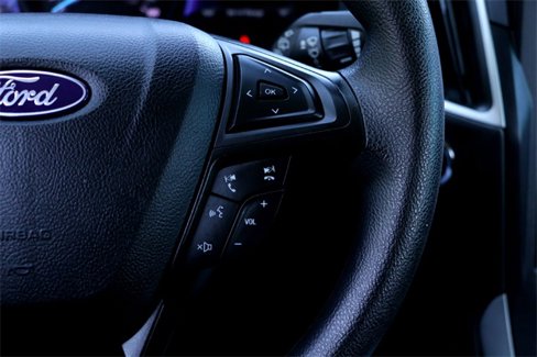 Used 2022 Ford Edge SE w/ Black Appearance Package image 14