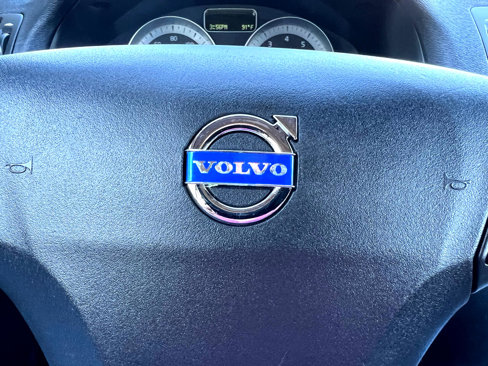 Used 2011 Volvo C70 T5 w/ Convenience Pkg image 19