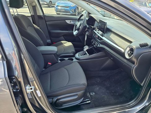 Certified 2024 Kia Forte LXS image 12
