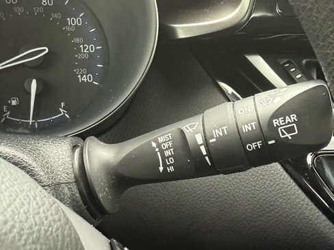 Used 2019 Toyota C-HR LE image 26