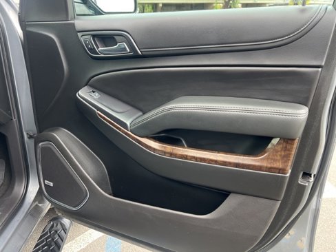 Used 2018 Chevrolet Tahoe LT w/ Luxury Package image 27
