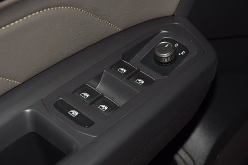 Used 2021 Volkswagen Atlas Cross Sport SEL R-Line image 48