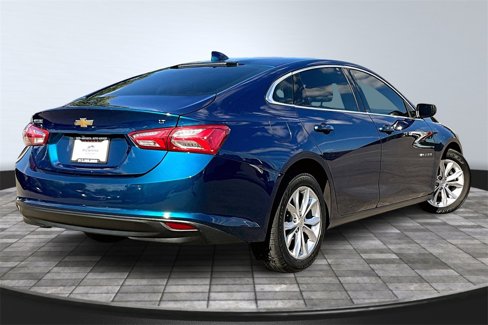 Used 2019 Chevrolet Malibu LT image 2