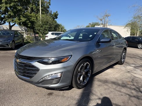 Used 2024 Chevrolet Malibu LT image 3
